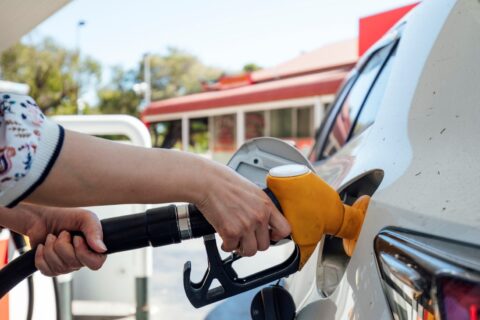 Simple Tips to Save Money on Gas